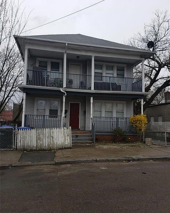 1st image of 52 Tuxedo Ave