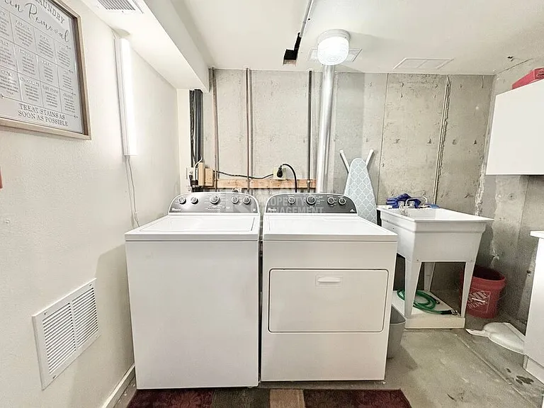 1493 S Biscay Ct — Photo 18