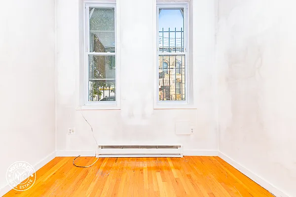 Rented by MySpaceNYC | media 43