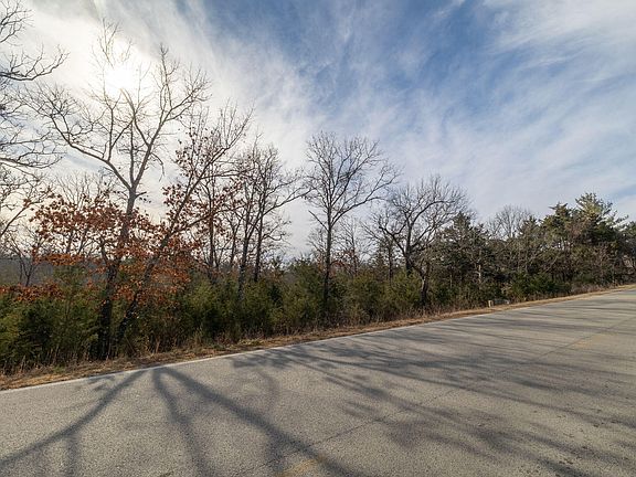 5th image of #4 Fox Hollow Road