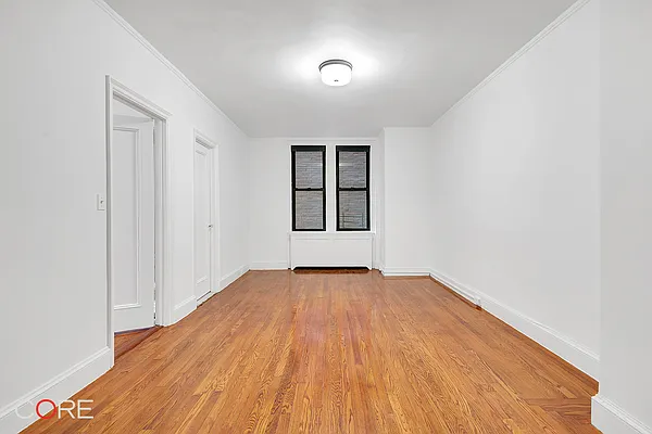 Rented by CORE | media 7