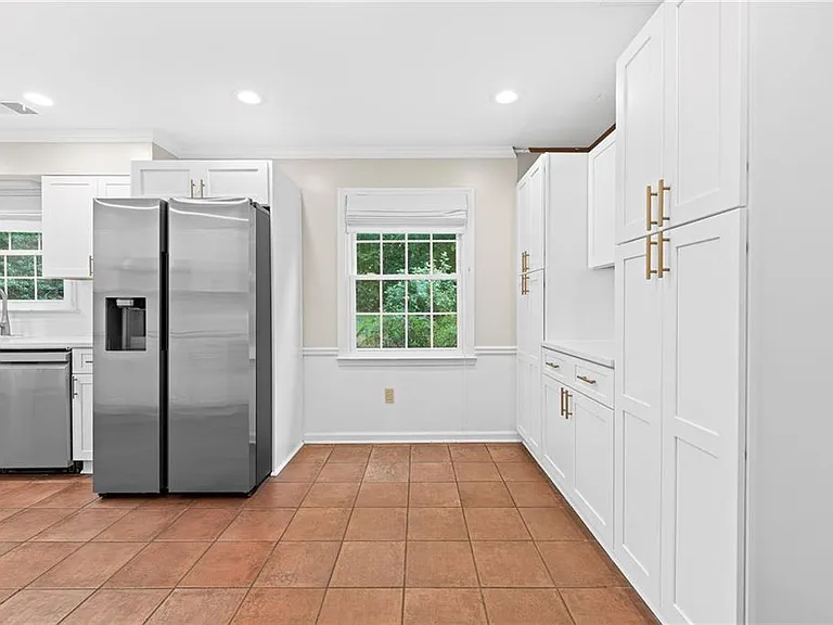 4496 Windsor Oaks Dr — Photo 22