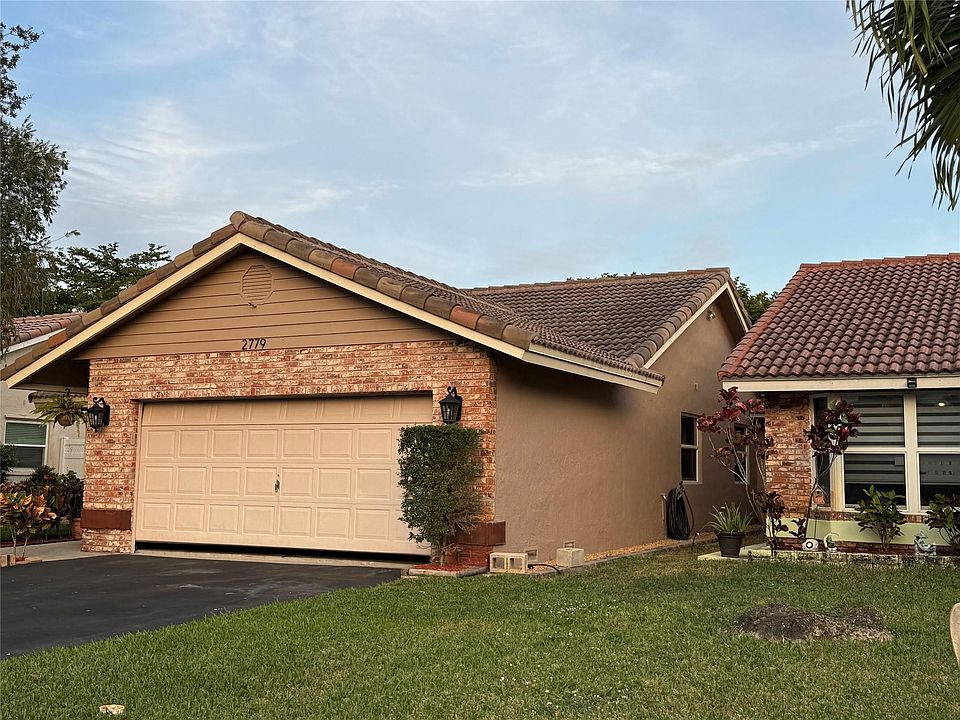 1st image of 2779 NW 95th Avenue