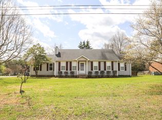 1903 Thompson Rd, Murfreesboro, TN 37128