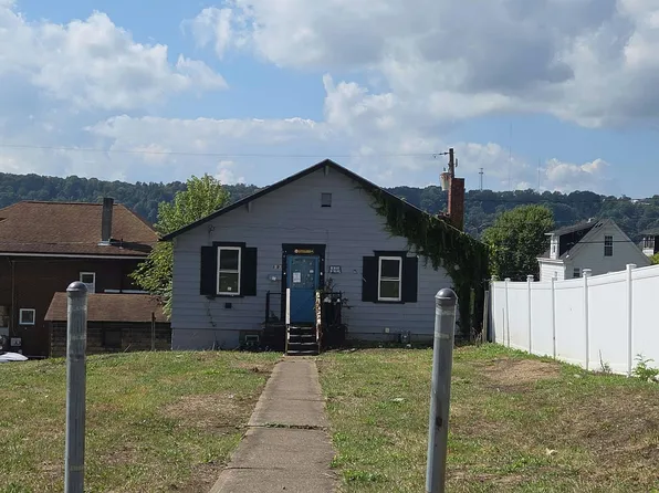 1307 Taylor Ave, New Kensington, PA 15068