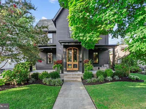 33 E Chestnut Ave, Merchantville, NJ 08109