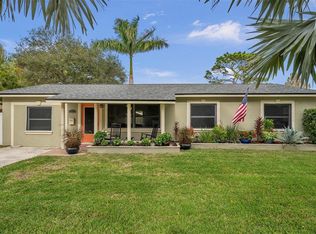 659 Cedarwood St N, Saint Petersburg, FL 33703