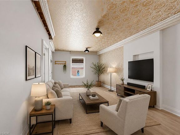 5th image of 1062 Cannon St E