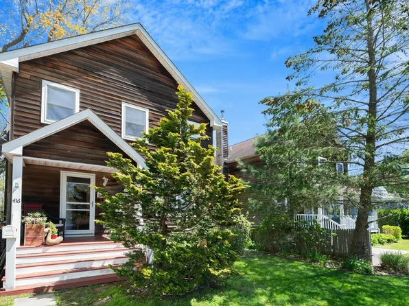 416 3rd St, Greenport, NY 11944