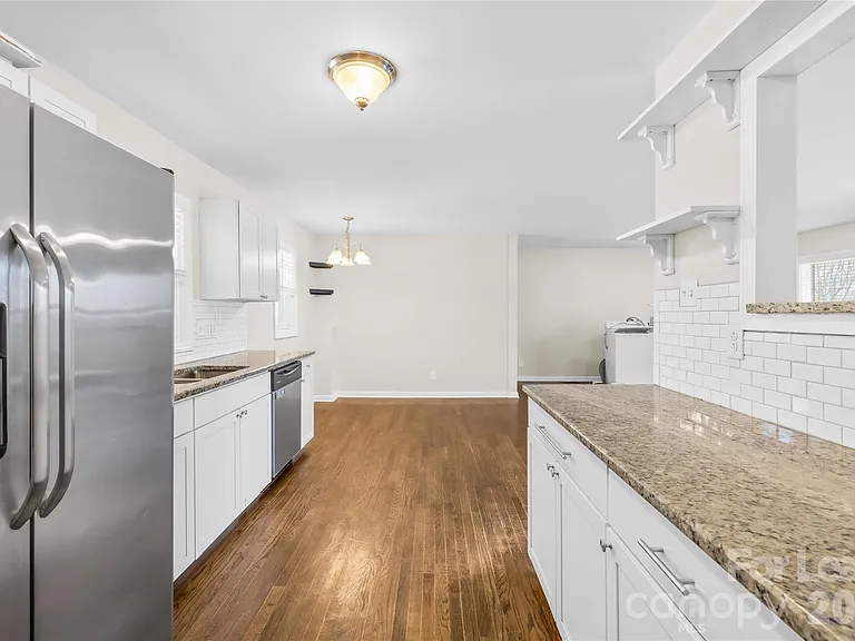 4033 Woodgreen Ter — Photo 13