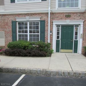 143 Limerick Ln #143, Phillipsburg, NJ, 08865