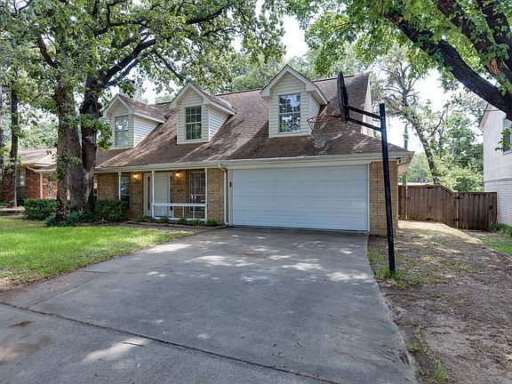 4th image of 2310 Willow Oak Dr
