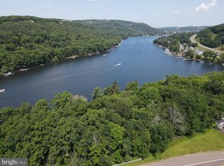 Deep Creek Dr, Mc Henry, MD