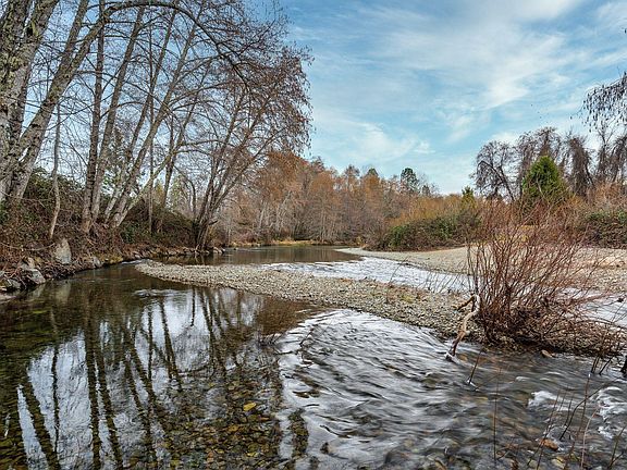 2nd image of 175 Deer Creek Rd