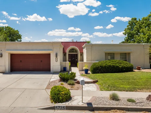 5725 Elderberry Ct NE, Albuquerque, NM 87111
