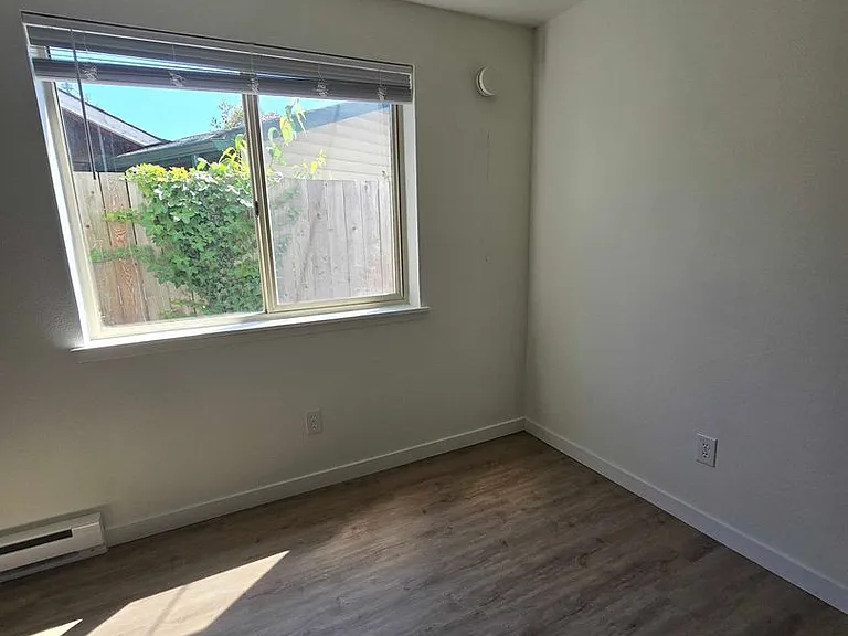 Baker Vista Apartments — Photo 12