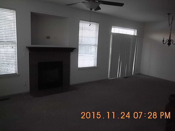3rd image of 151 W Park Ave Unit B