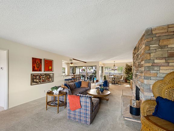5th image of 46305 Burroweed Ln