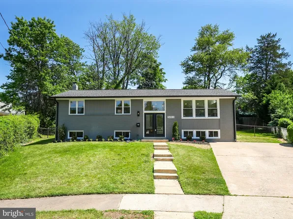 5003 Regency Pl, Alexandria, VA 22304