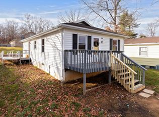 1804 3rd St, Waynesboro, VA 22980