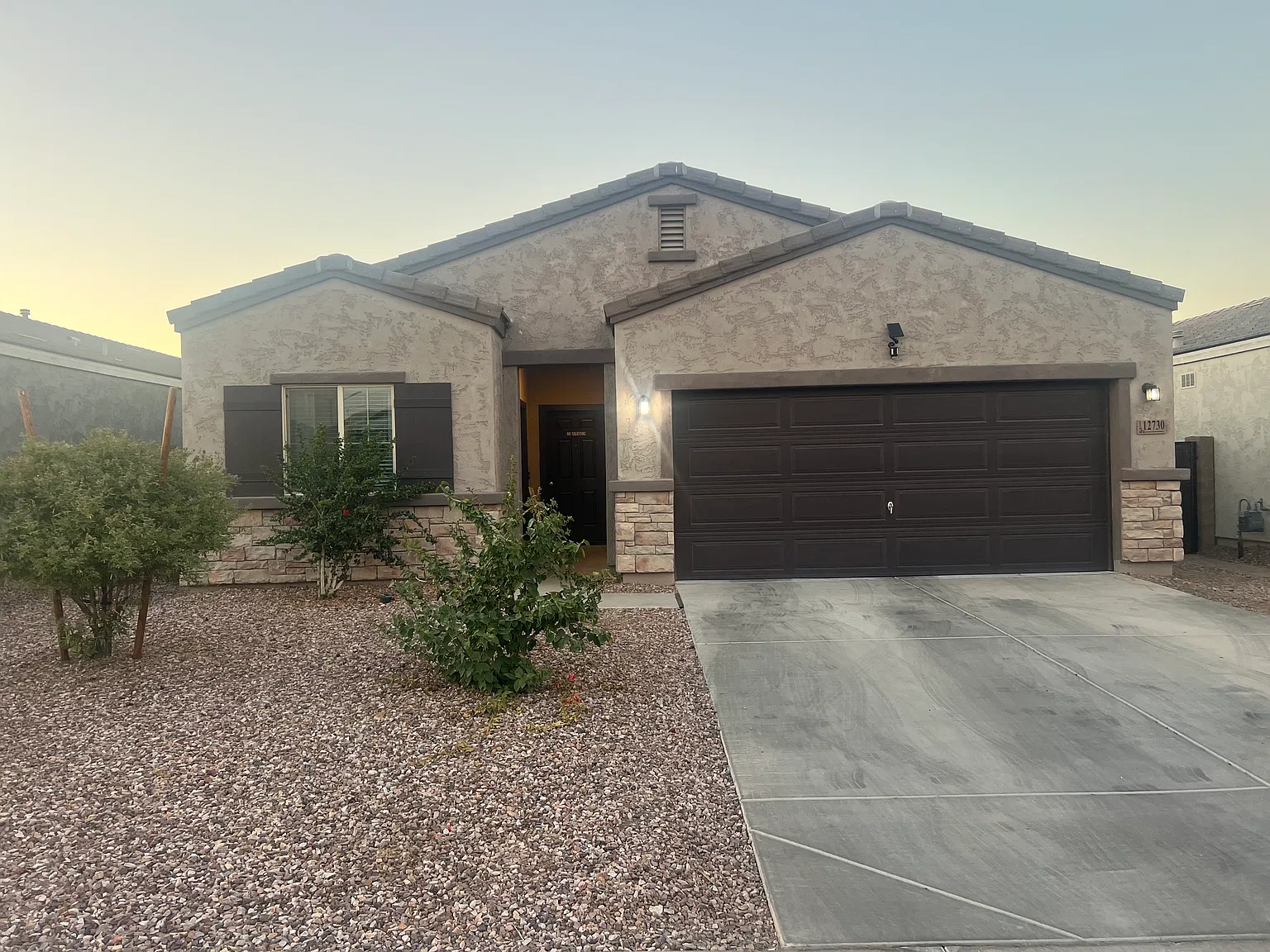 2 bed, 700 sqft, $1,595 — Photo 1