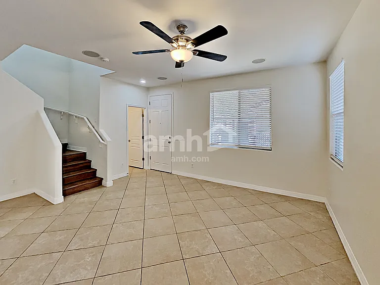 3843 E Santa Fe Ln — Photo 9