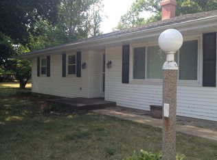 62 Mary Ln, Champaign, IL 61822