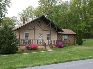 2118 Town Fork Rd, Evington, VA 24550