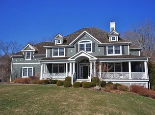 6 Old Katonah Dr, Katonah, NY 10536