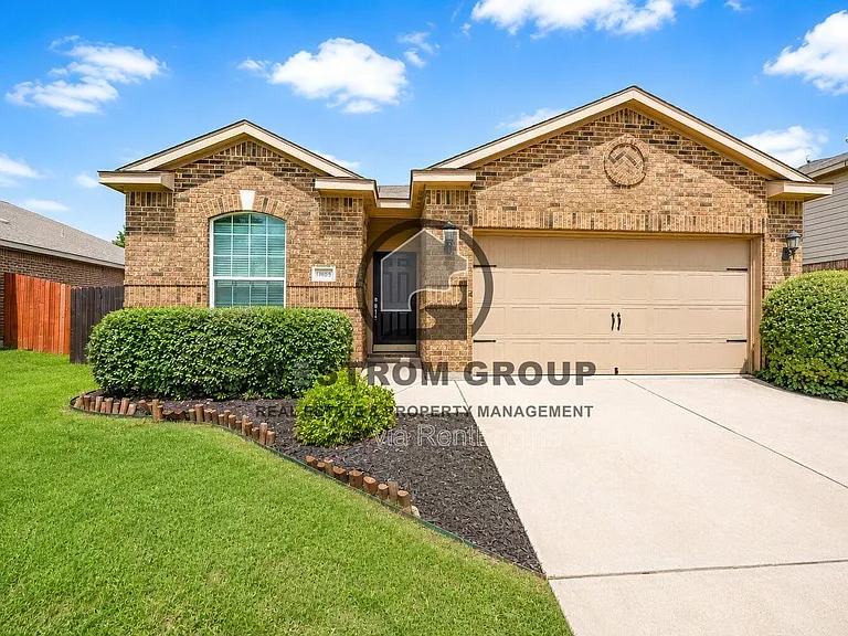 12645 Forest Lawn Rd — Photo 1