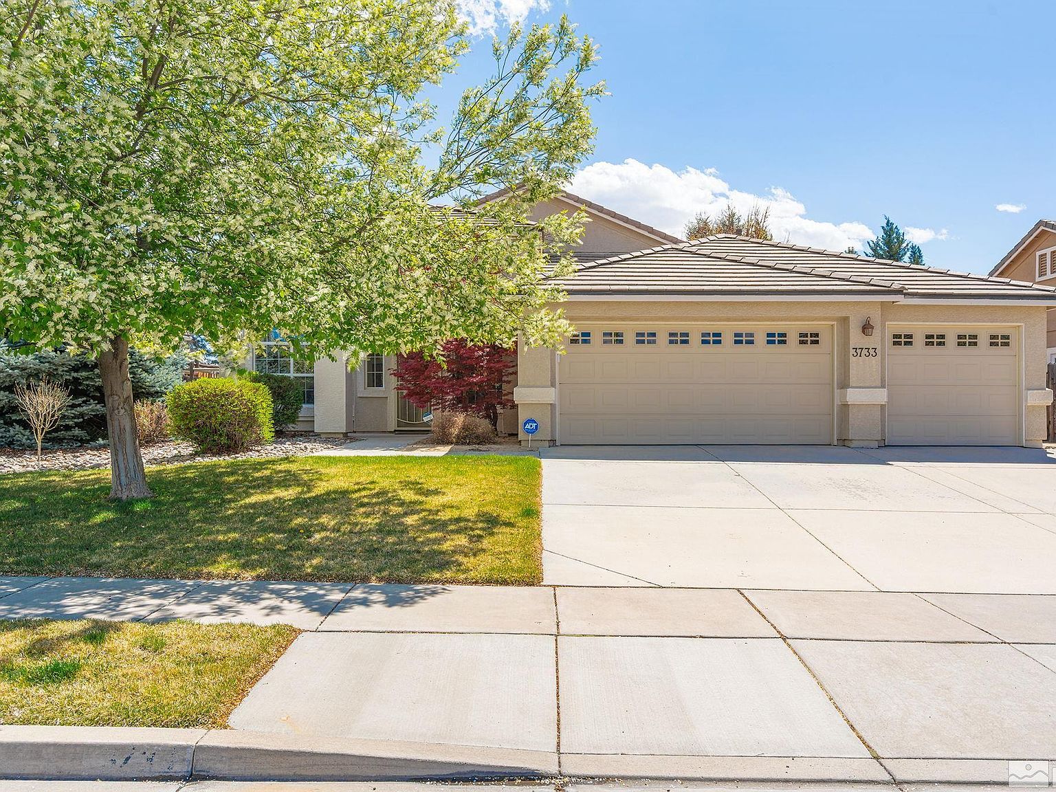 3733 Arcturas Ct, Sparks, NV 89436 | Zillow