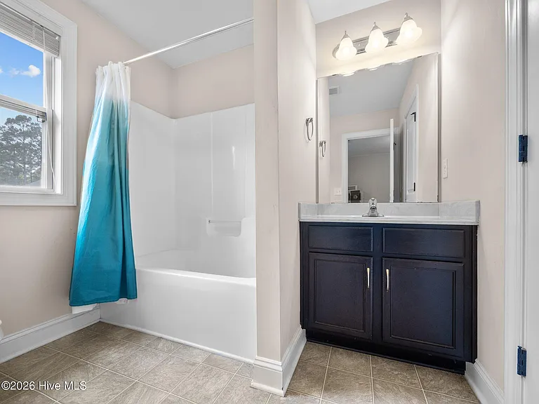 154 Cornel Ln — Photo 27