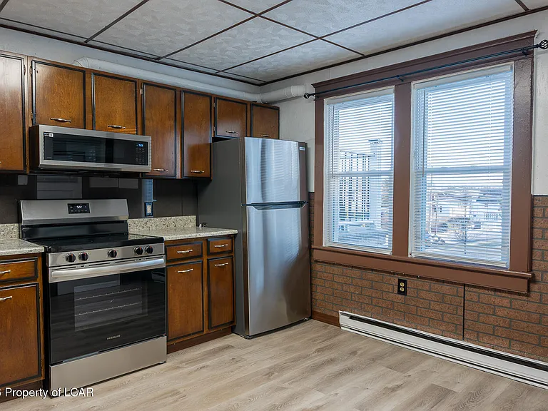 68 Williams St #1 — Photo 4