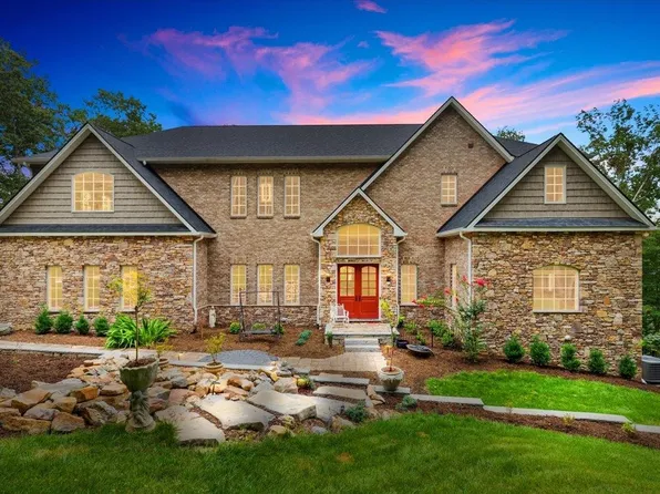 399 Deercroft Dr, Blacksburg, VA 24060