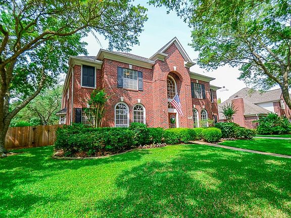 3rd image of 4303 Oak Trail Ct