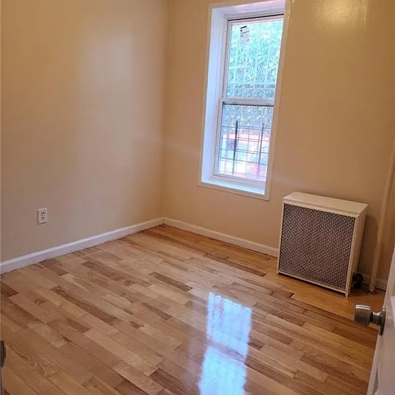 2181 Strauss St #1R — Photo 11