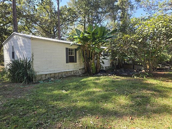 4th image of 6114 Elliott Dr