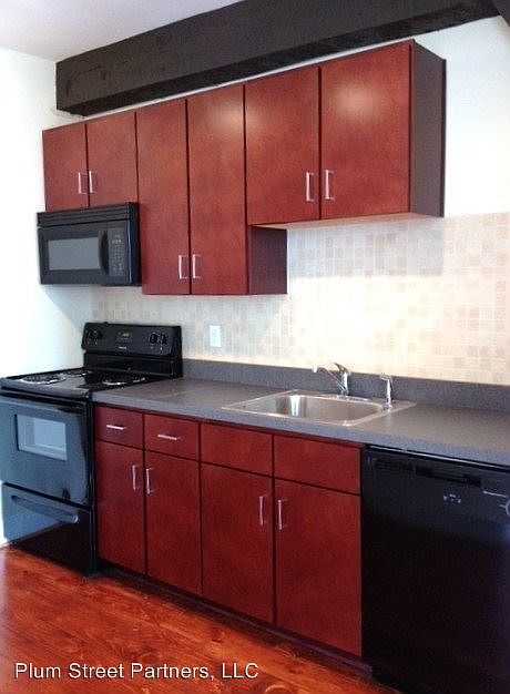 1st image of 316 E Bank St APT 206