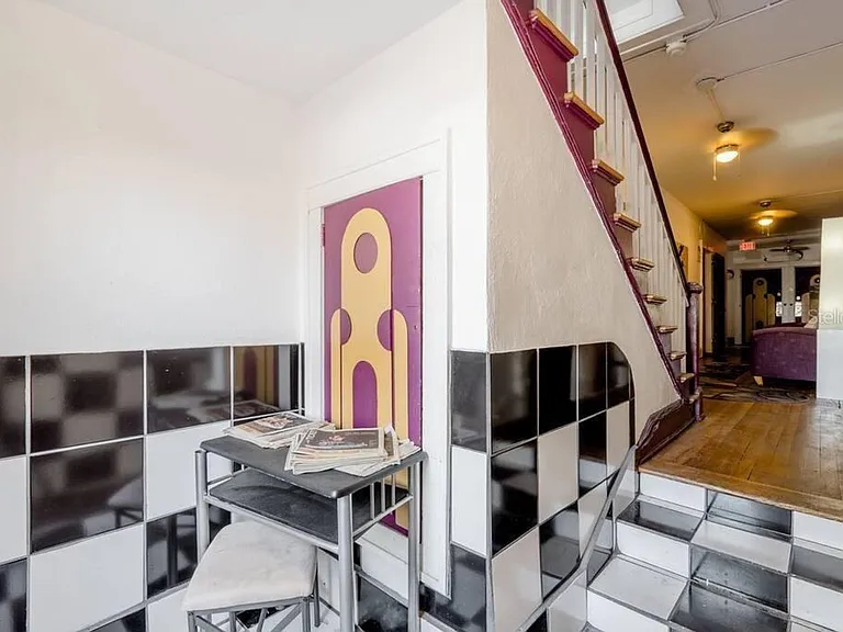 118 Indian Pl — Photo 15