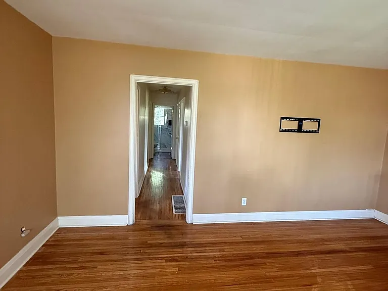 88 Crestview Ave — Photo 13