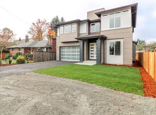 9821 18th Ave SW, Seattle, WA 98106