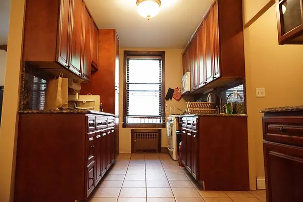 Rented by Evergreen Realty & Investments | media 23