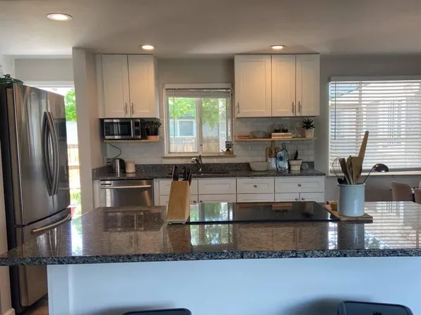 3207 Jasmine St, Denver, CO 80207