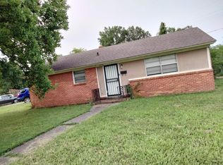 1276 S White Station Rd, Memphis, TN 38117