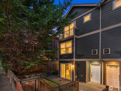 5235 11 Avenue NE #A, Seattle, WA, 98105