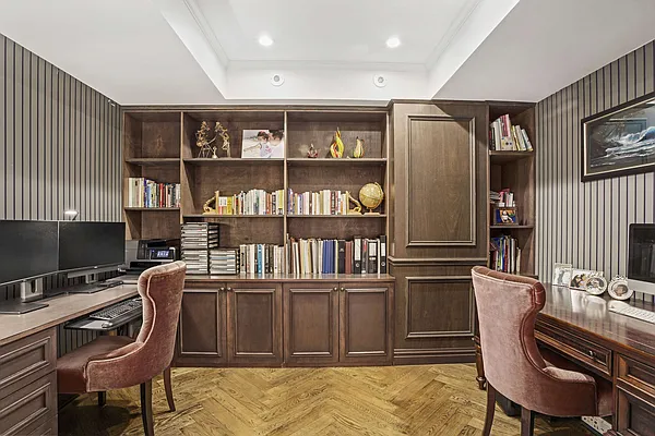 Sold by Compass | media 20