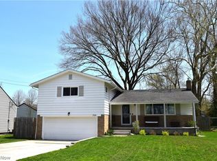 754 Grayton Rd, Berea, OH 44017