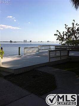 4th image of 2067 Marsh Cove Ln