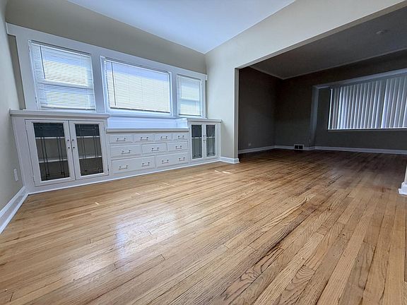 5th image of 3024 N 44th STREET
