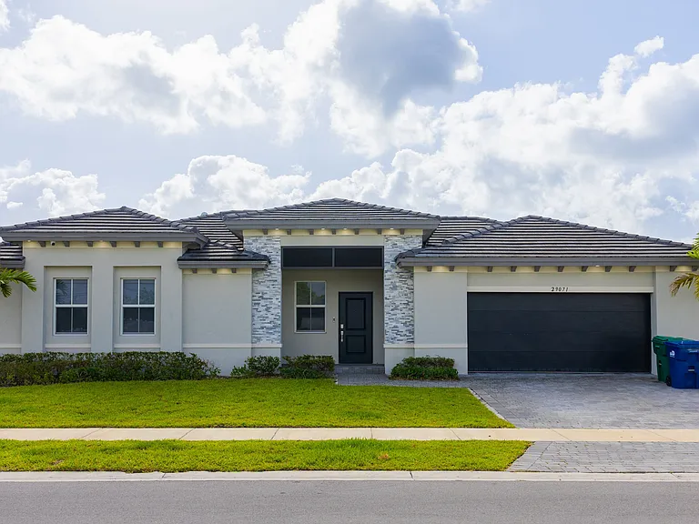 29071 SW 171st Ave — Photo 1